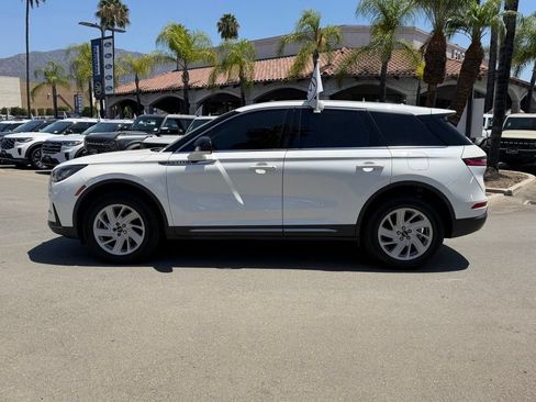 Used 2023 Lincoln Corsair FWD image 8