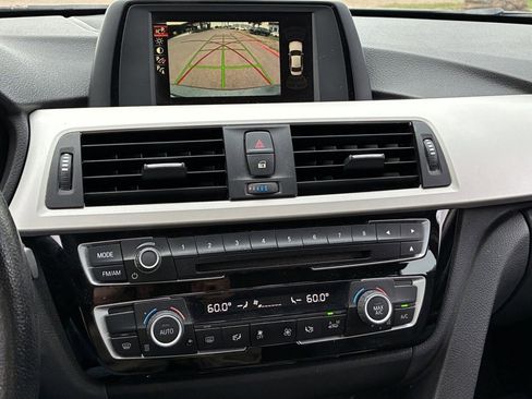 Used 2016 BMW 320i Sedan image 8