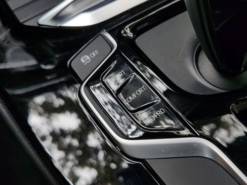 Used 2019 BMW X3 sDrive30i w/ Convenience Package image 21