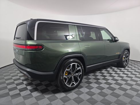 Used 2024 Rivian R1S Launch Edition AWD/4WD image 5