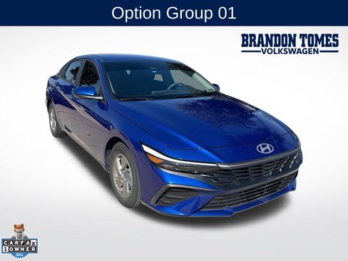 Used 2024 Hyundai Elantra SE FWD image 1