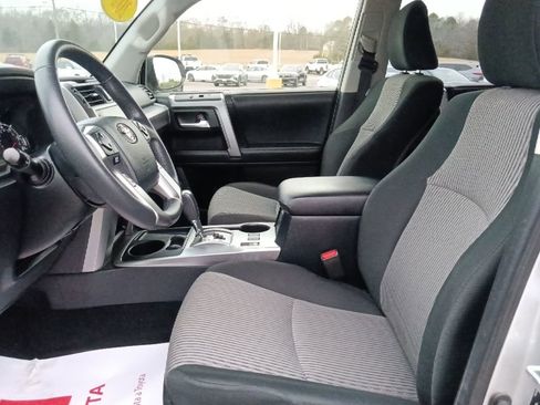 Used 2024 Toyota 4Runner SR5 image 16