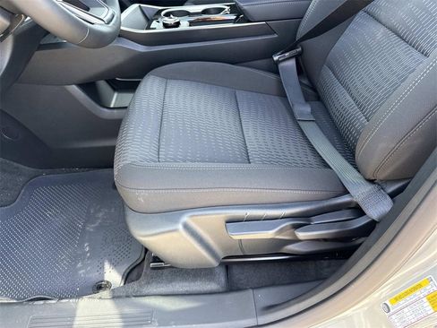 New 2026 Chevrolet Equinox LT image 10