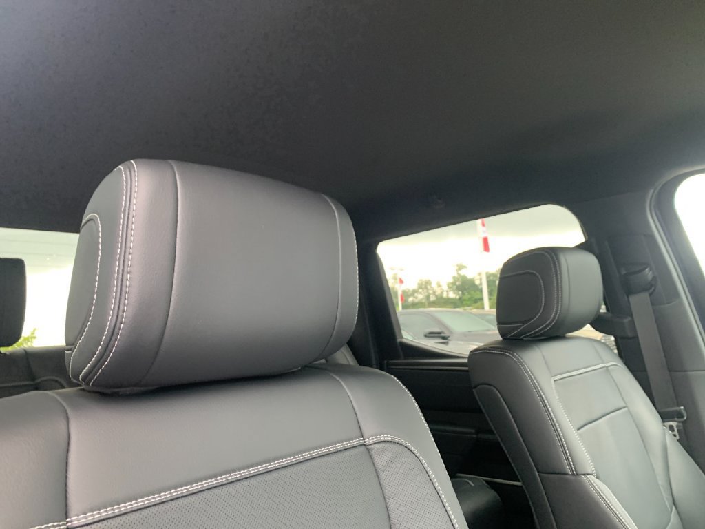 New 2026 Toyota Tundra Limited AWD/4WD image 18