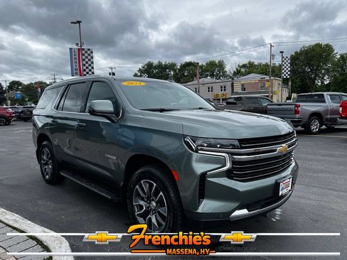Used 2024 Chevrolet Tahoe LT w/ Luxury Package AWD/4WD image 3