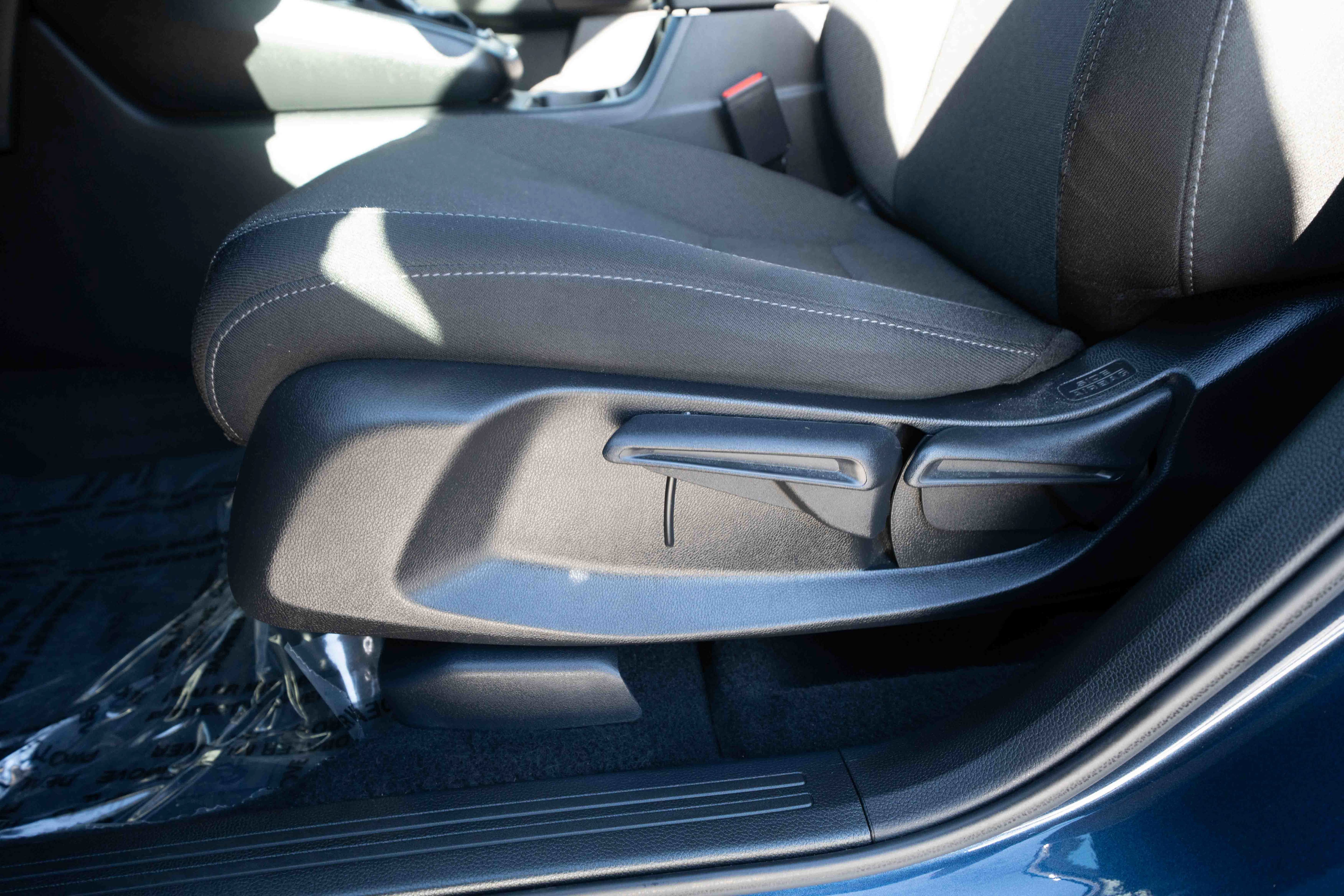 Used 2024 Honda CR-V LX image 12