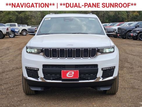 New 2025 Jeep Grand Cherokee L Limited w/ Luxury Tech Group II RWD image 2