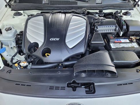Used 2014 Kia Cadenza Limited FWD image 25