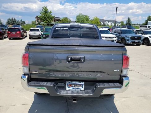 Used 2023 Toyota Tacoma TRD Off-Road AWD/4WD image 12