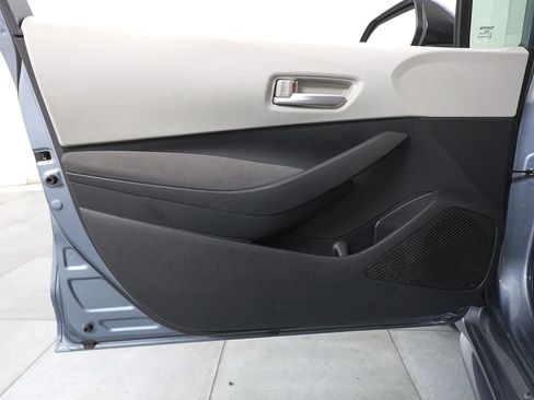 Used 2021 Toyota Corolla L image 18