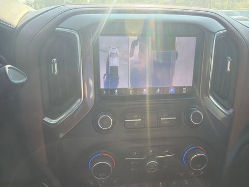 Used 2020 Chevrolet Silverado 2500 High Country w/ Technology Package AWD/4WD image 21