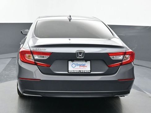 Used 2022 Honda Accord LX image 4
