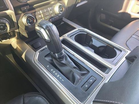 Used 2016 Ford F150 Platinum w/ Equipment Group 701A Luxury image 14