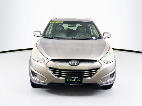 Used 2012 Hyundai Tucson GLS FWD image 2