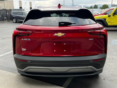 Used 2024 Chevrolet Blazer EV LT AWD/4WD image 6