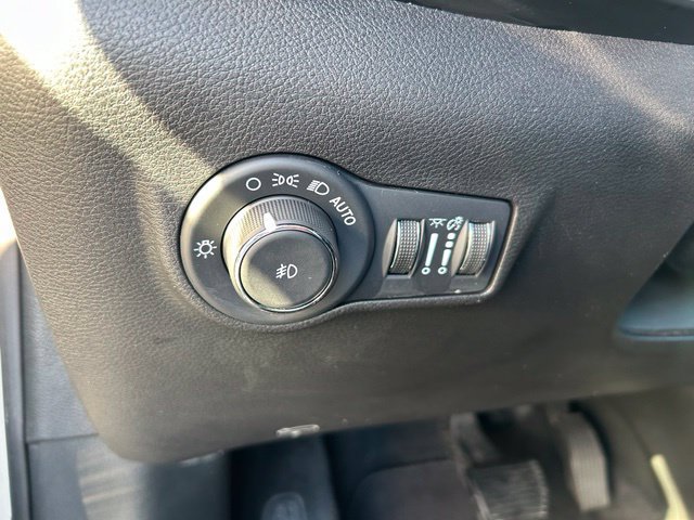Used 2026 Jeep Compass Limited AWD/4WD image 22
