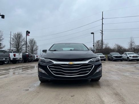 Used 2024 Chevrolet Malibu LT image 4