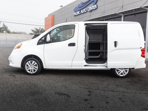 Used 2020 Nissan NV200 SV w/ Back Door Glass Package image 11