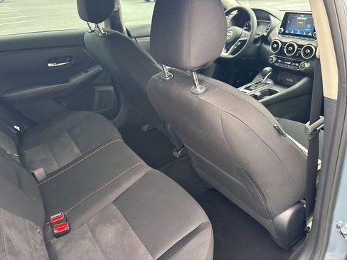 Used 2025 Nissan Sentra SR image 16