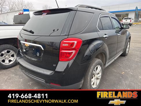 Used 2017 Chevrolet Equinox LT w/ Convenience Package image 4