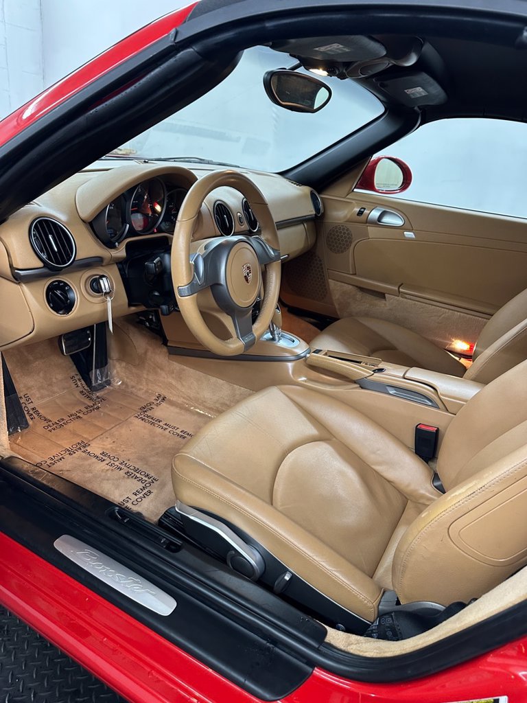 Used 2010 Porsche Boxster RWD image 10