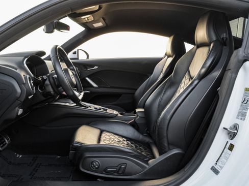 Used 2017 Audi TT 2.0T image 3