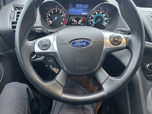 Used 2015 Ford Escape S image 25