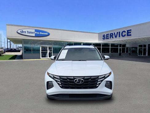 Used 2022 Hyundai Tucson SEL w/ Convenience Package FWD image 3