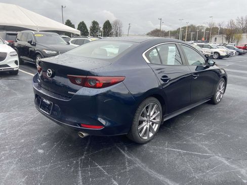 Used 2019 MAZDA MAZDA3 Sedan image 9