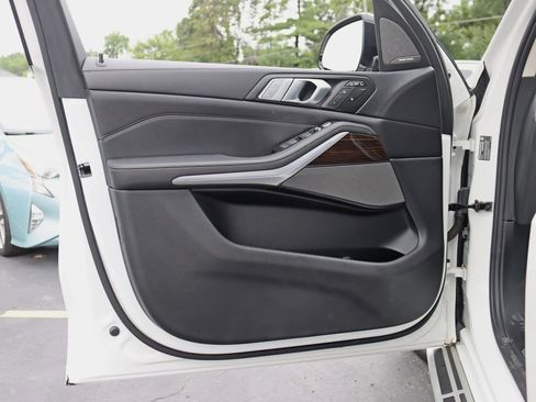 Used 2019 BMW X7 xDrive50i image 39