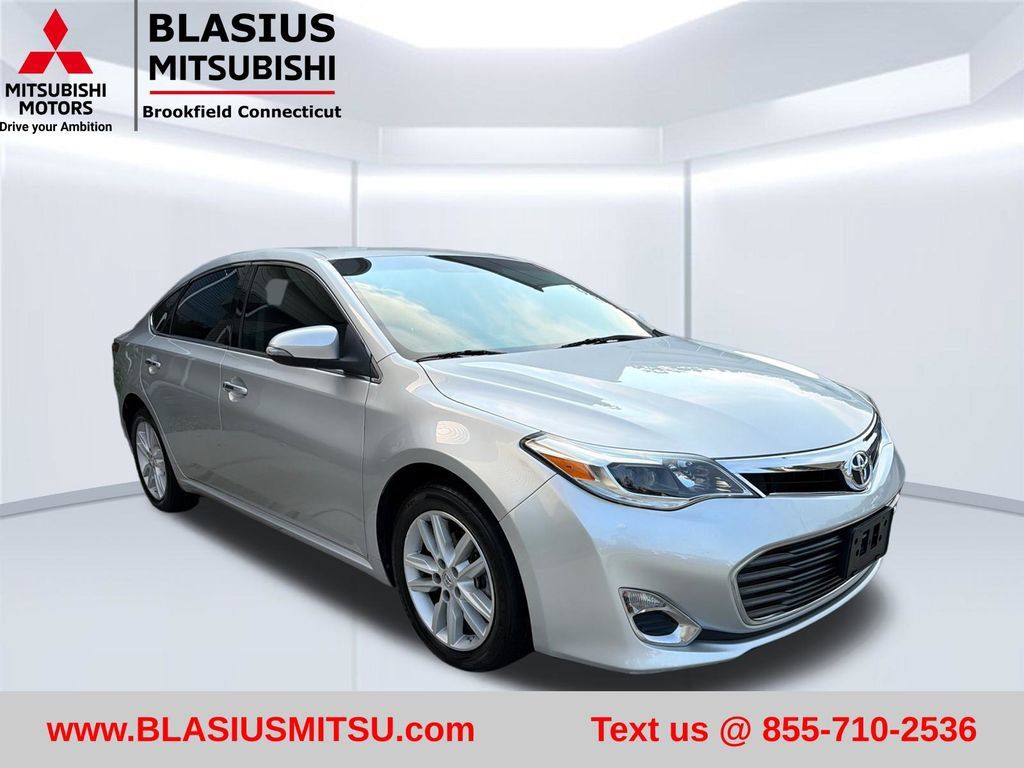 Used 2013 Toyota Avalon XLE FWD image 6