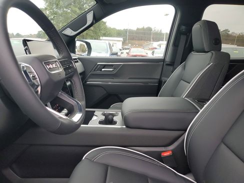 New 2026 GMC Sierra EV Elevation w/ Premium Package image 18