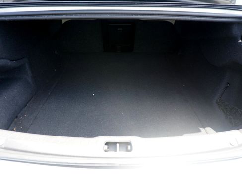 Used 2018 Volvo S90 T6 Momentum w/ Convenience Package image 36