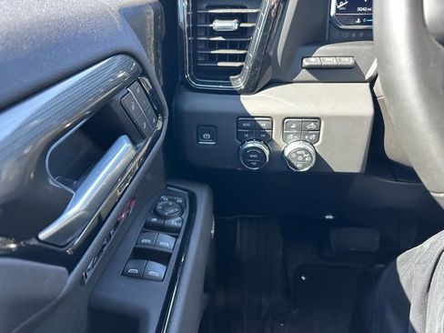 Used 2025 GMC Sierra 1500 AT4 w/ AT4 Premium Package image 16