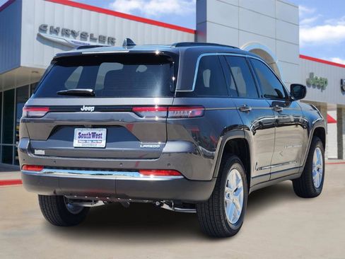 New 2025 Jeep Grand Cherokee Laredo X image 5