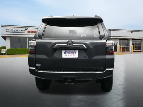 Used 2024 Toyota 4Runner SR5 AWD/4WD image 4