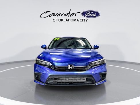 Used 2024 Honda Civic EX image 3