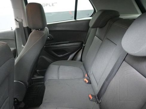 Used 2017 Chevrolet Trax LT FWD image 22