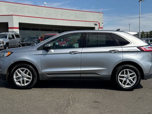 Used 2022 Ford Edge SEL image 9