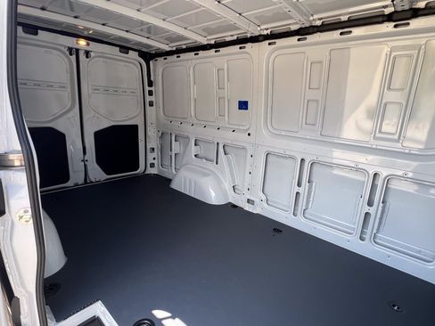 New 2026 Mercedes-Benz Sprinter 2500 image 21