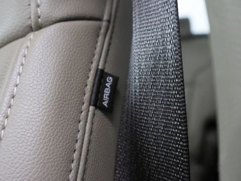 Used 2018 Chevrolet Silverado 2500 LTZ w/ Duramax Plus Package image 40