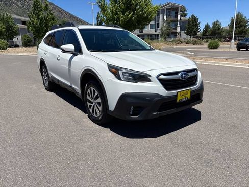 Used 2020 Subaru Outback Premium AWD/4WD image 1