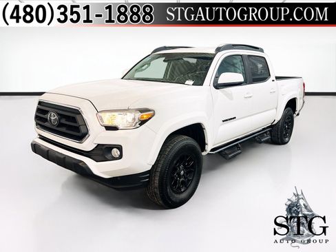 Used 2022 Toyota Tacoma SR5 RWD image 1