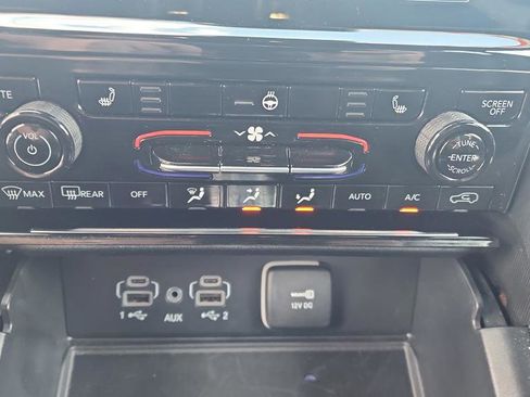 Used 2025 Jeep Grand Cherokee Altitude image 23