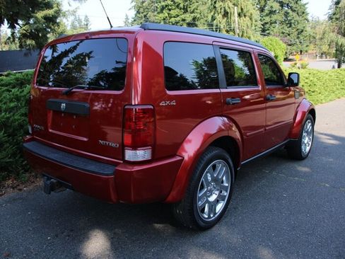 Used 2010 Dodge Nitro SE w/ Popular Equipment Group image 3