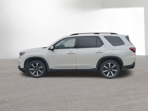 Used 2023 Honda Pilot Elite image 5