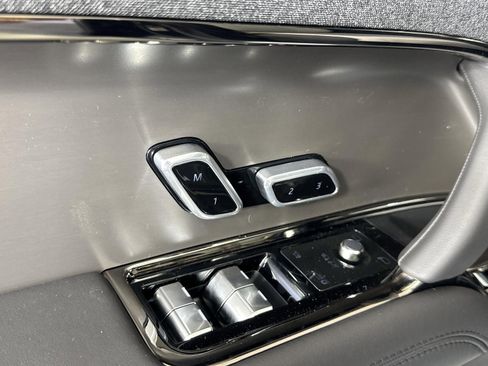 New 2025 Land Rover Range Rover Sport Dynamic SE image 25