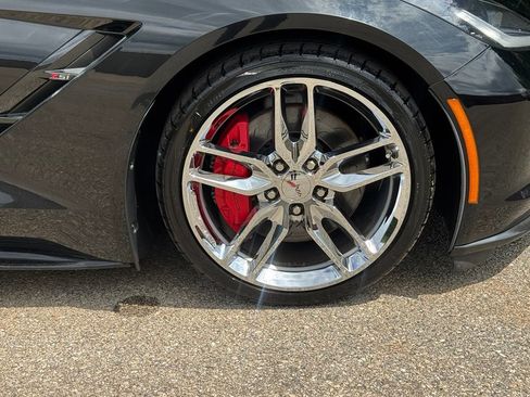 Used 2014 Chevrolet Corvette Stingray Convertible w/ 3LT Preferred Equipment Group RWD image 8