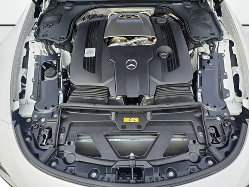 New 2026 Mercedes-Benz Maybach SL 680 image 13