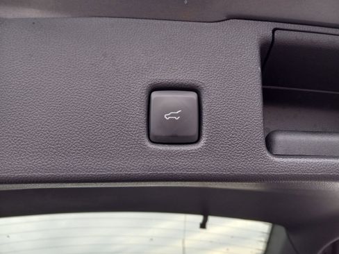 Used 2023 Ford Escape Platinum AWD/4WD image 13